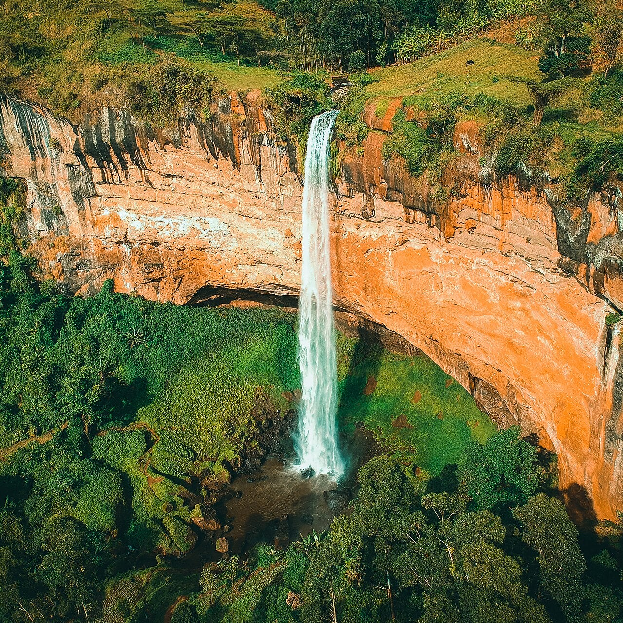 Sipi_Falls2.png